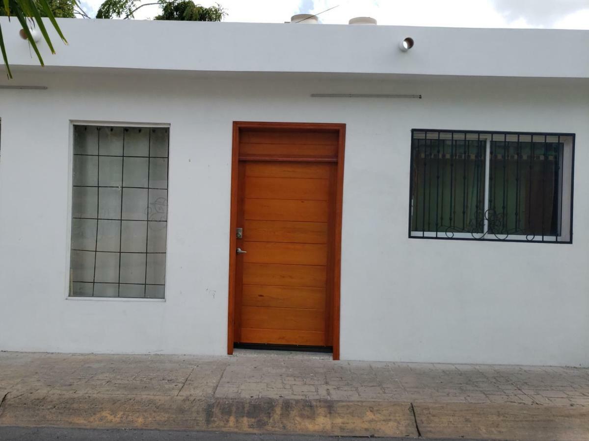 Casa Baeza Apartament, The Best Location, 70Mts From The Sea Cozumel Bagian luar foto